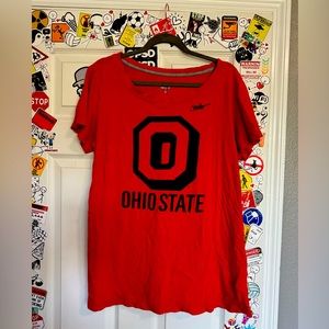 Women’s Wide Neck Nike Ohio State Tee Size: XL
